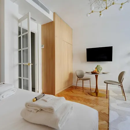 Peaceful Chic - 2p - Parc Monceau * פריז